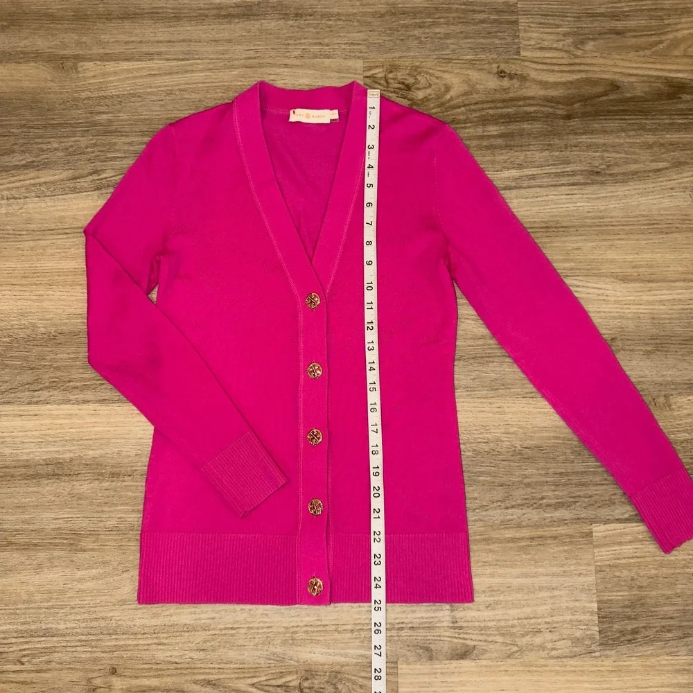 Tory Burch Cardigan XS Pink Gold‎ Logo Button V Neck Lightweight Knit Sweater